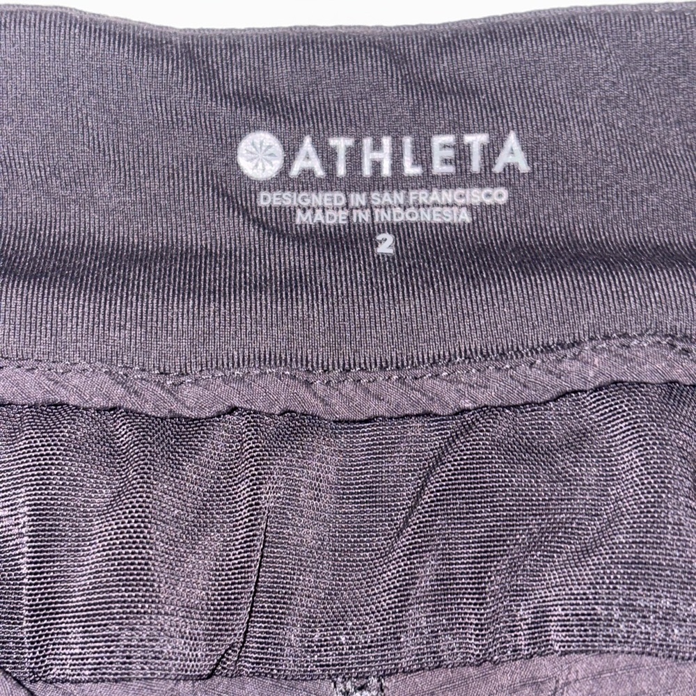 Athleta Trekkie Bermuda 2.0 Shorts athletic outdoor black womens size 2 - Picture 8 of 9